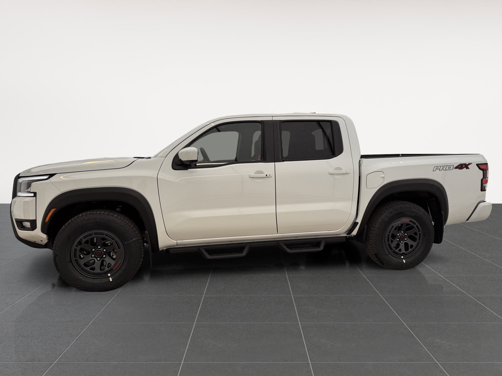 2026 Nissan Frontier PRO-4X - Photo 8