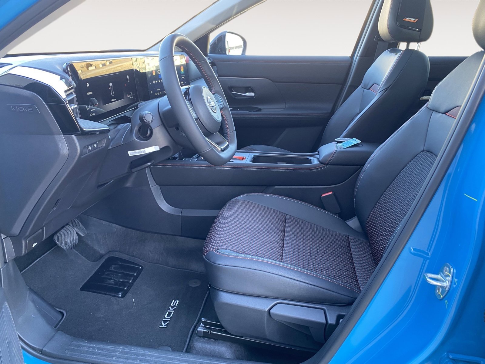 2026 Nissan KICKS SR AWD - Photo 10