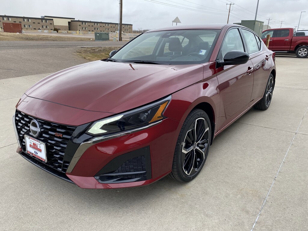 New 2025 Nissan Altima SR SR AWD