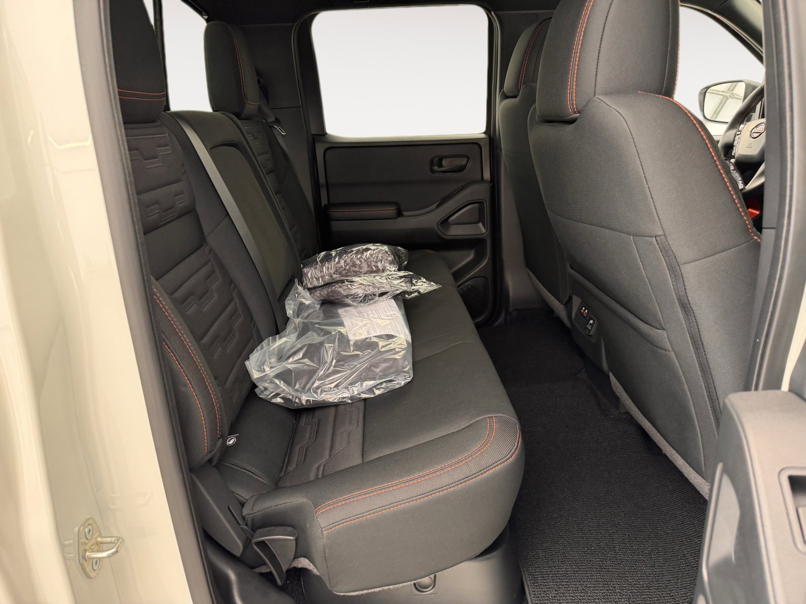 2026 Nissan Frontier PRO-4X - Photo 13