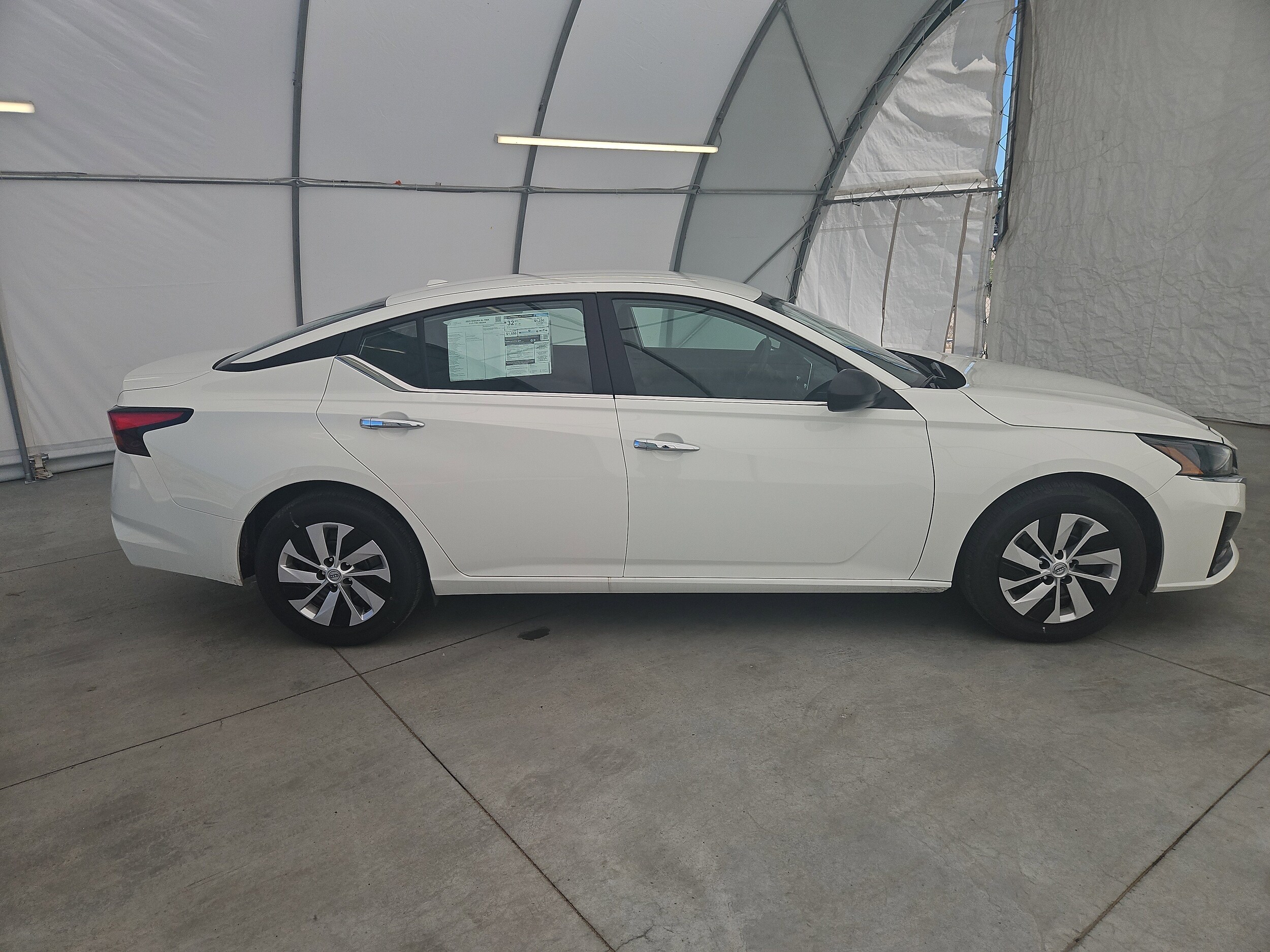 2025 Nissan Altima 2.5 S photo 4