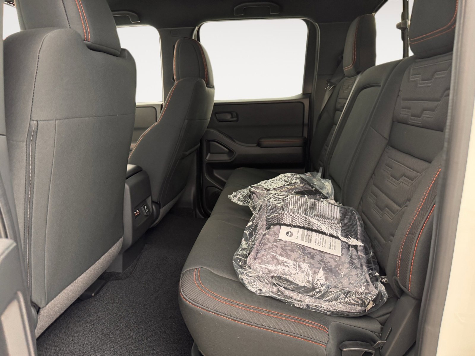 2026 Nissan Frontier PRO-4X - Photo 11