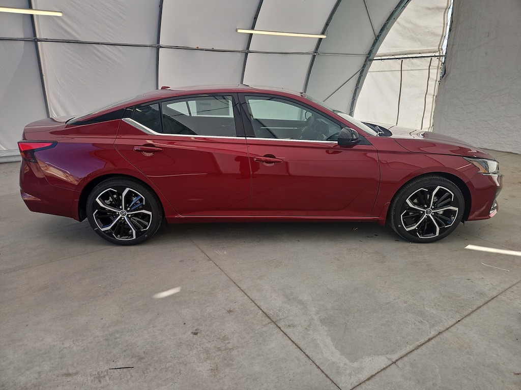 New 2025 Nissan Altima SR SR FWD