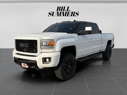 2016 GMC Sierra 2500HD Denali Truck
