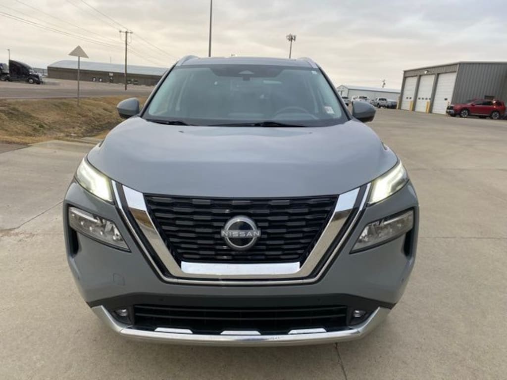 Used 2022 Nissan Rogue Platinum SUV