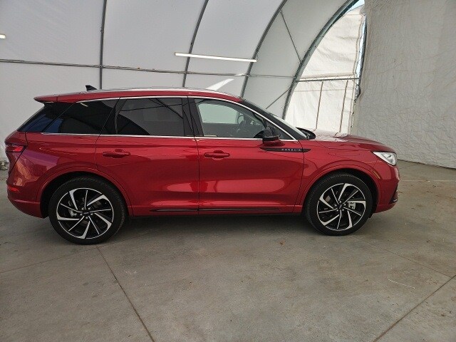 2023 Lincoln Corsair Grand Touring photo 4