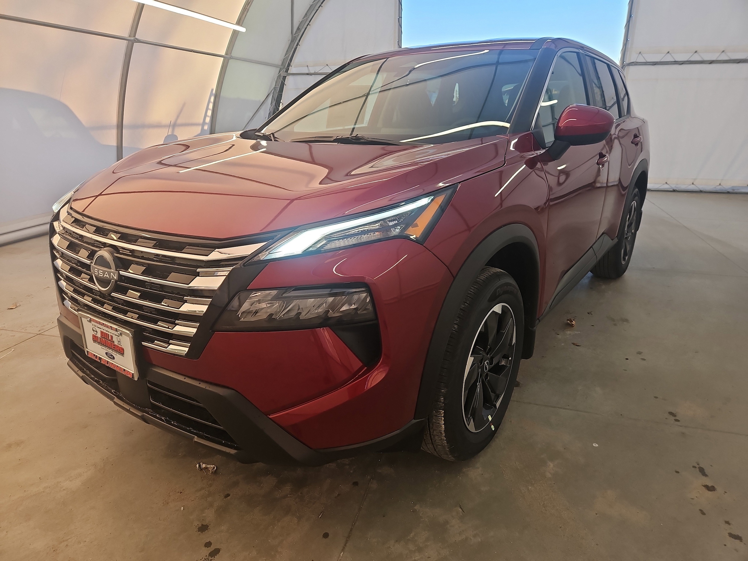 2026 Nissan Rogue SV's photo