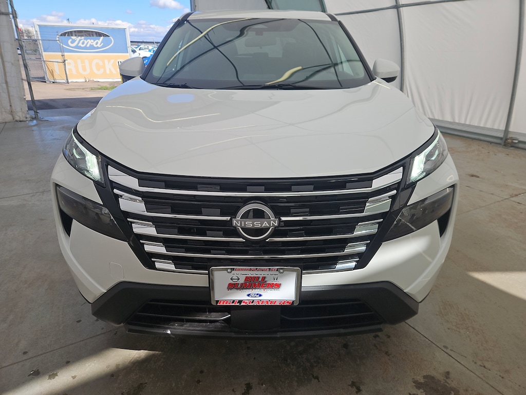 New 2026 Nissan Rogue SV AWD SV *Ltd Avail*