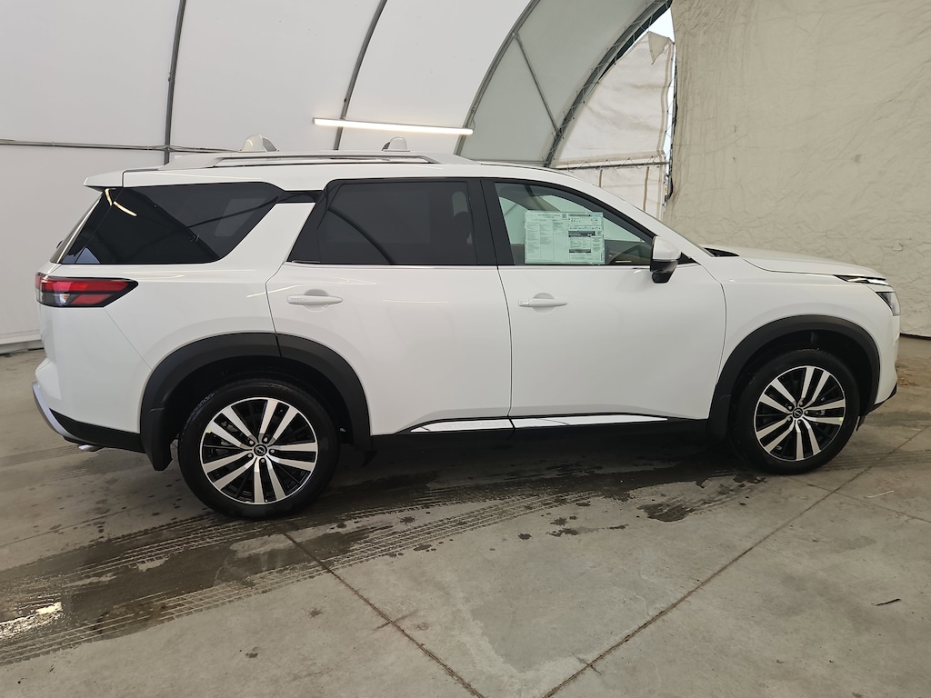 New 2025 Nissan Pathfinder Platinum Platinum 4WD
