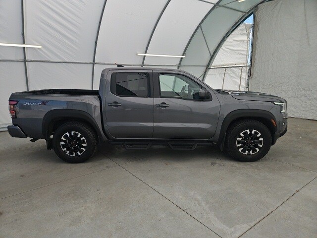 2023 Nissan Frontier PRO-X photo 3