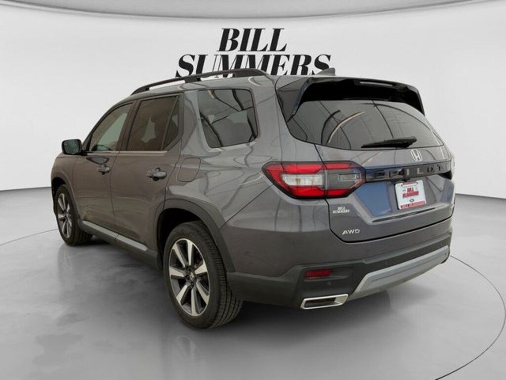 Used 2025 Honda Pilot Touring SUV