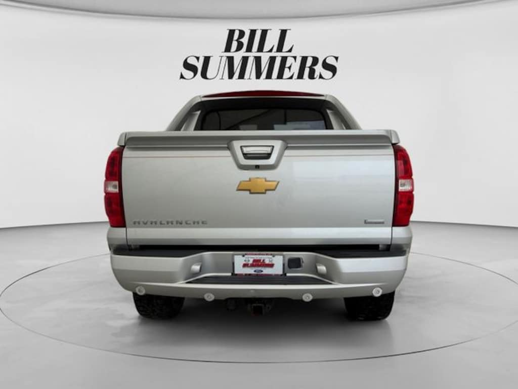 Used 2011 Chevrolet Avalanche 1500 LT Truck