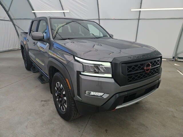 2023 Nissan Frontier PRO-X photo 2