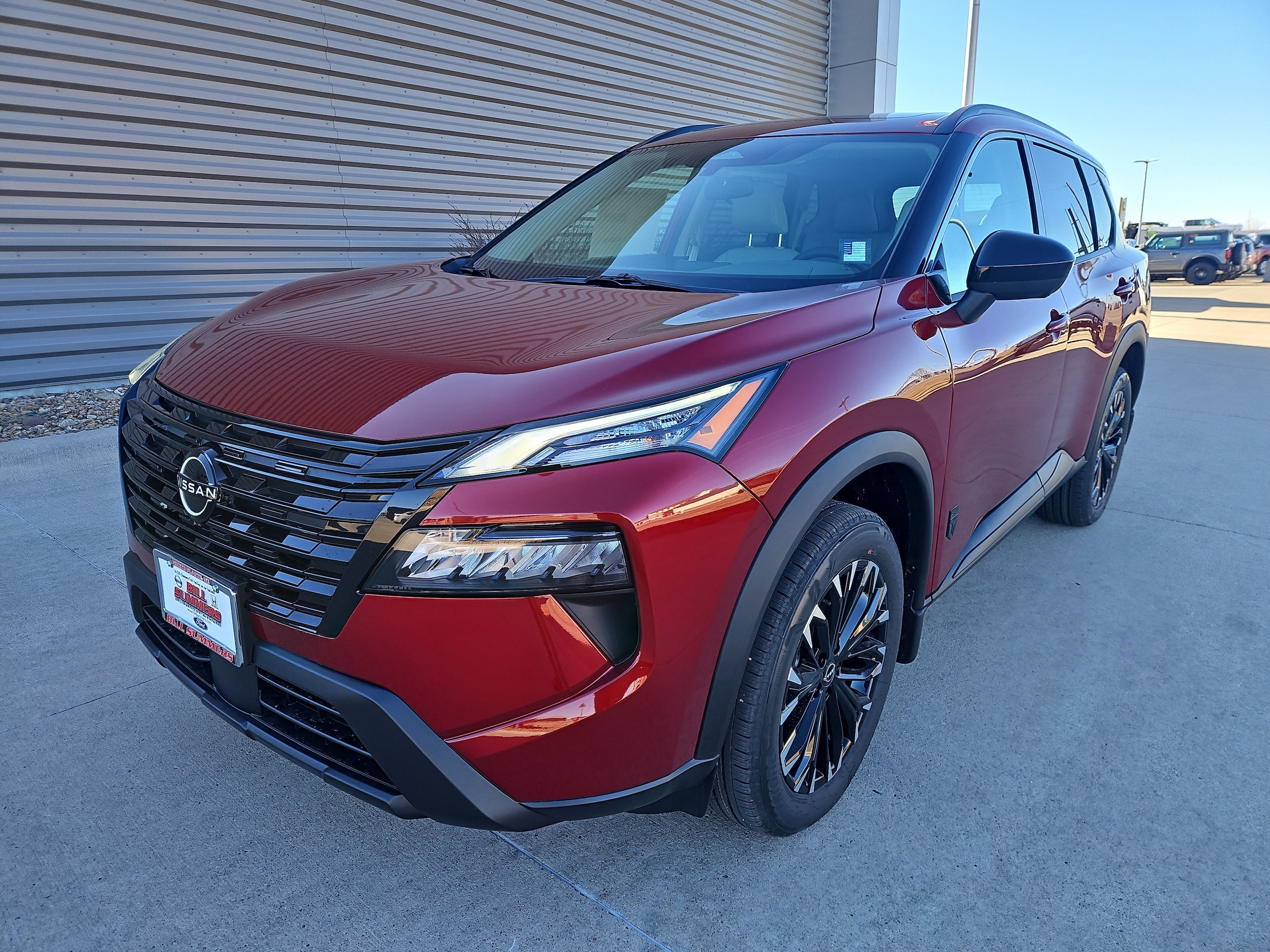 2026 Nissan Rogue Dark Armor's photo