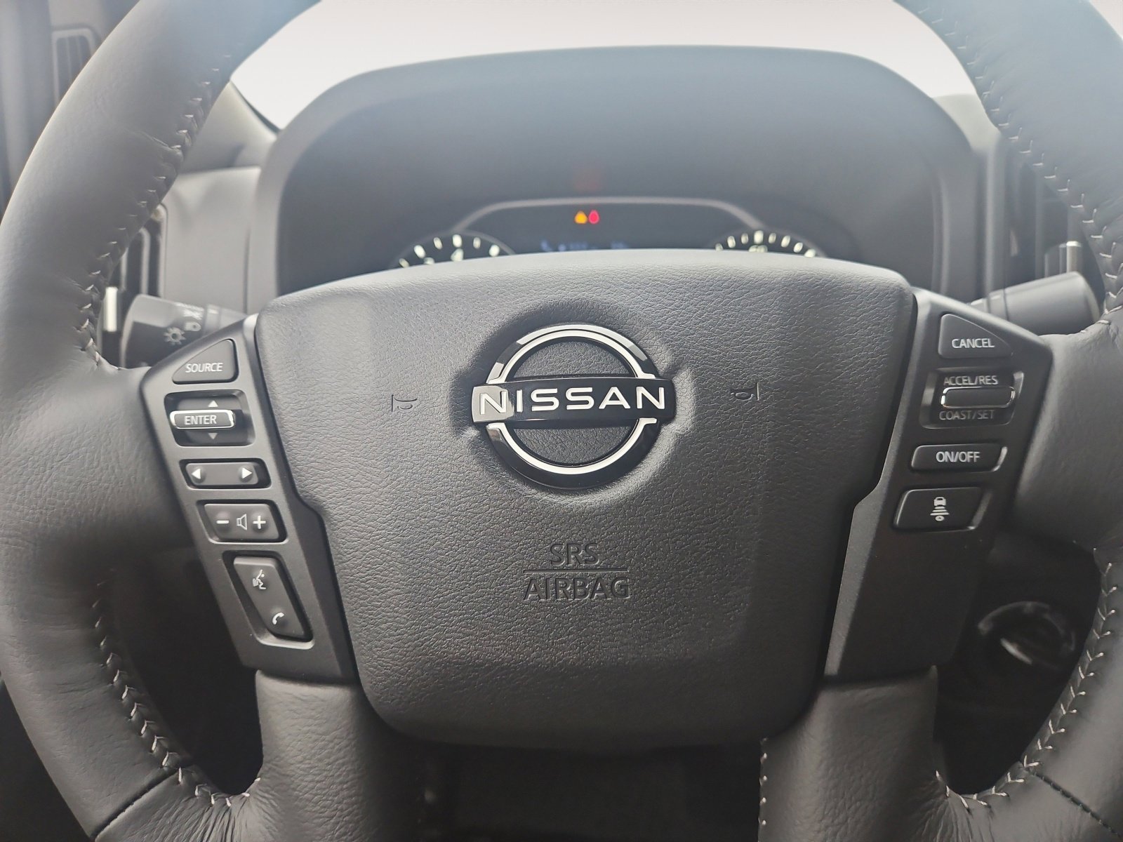 2026 Nissan Frontier SV - Photo 9