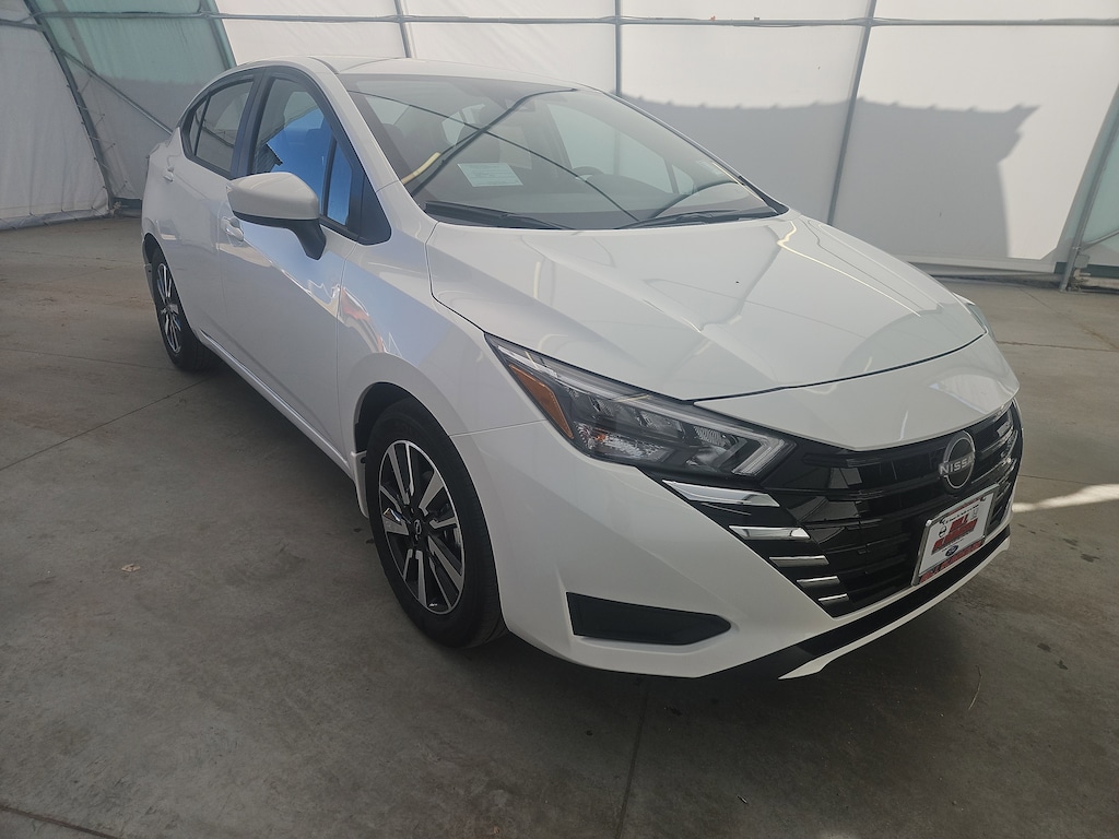 New 2025 Nissan Versa SV SV CVT