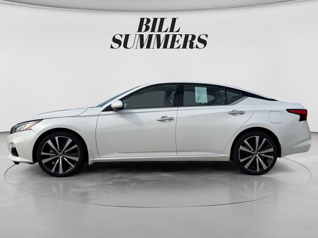 Used 2019 Nissan Altima Platinum with VIN 1N4BL4FW8KN304966 for sale in North Platte, NE