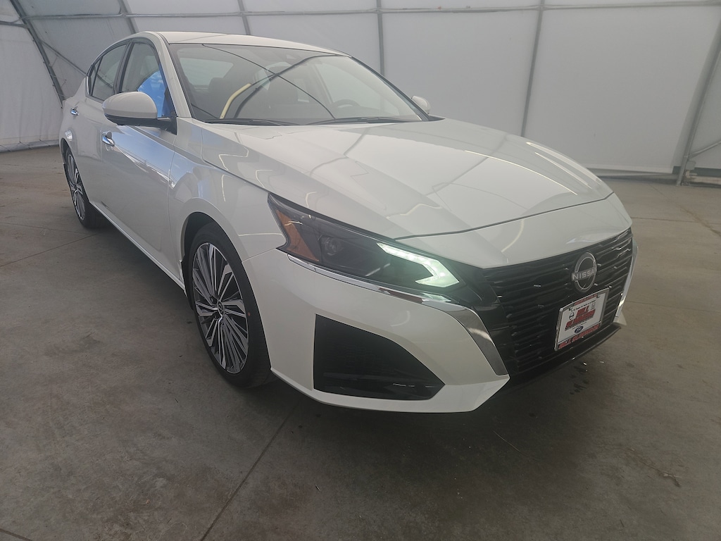 New 2025 Nissan Altima SL SL FWD