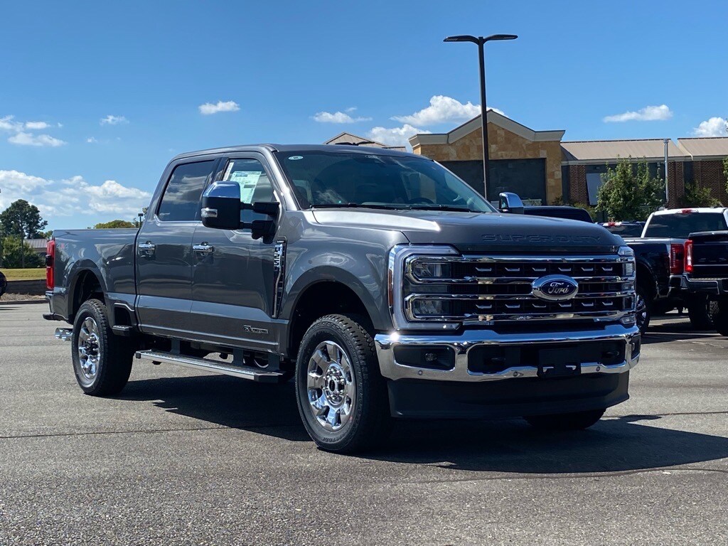 2026 Ford F-250 photo 2