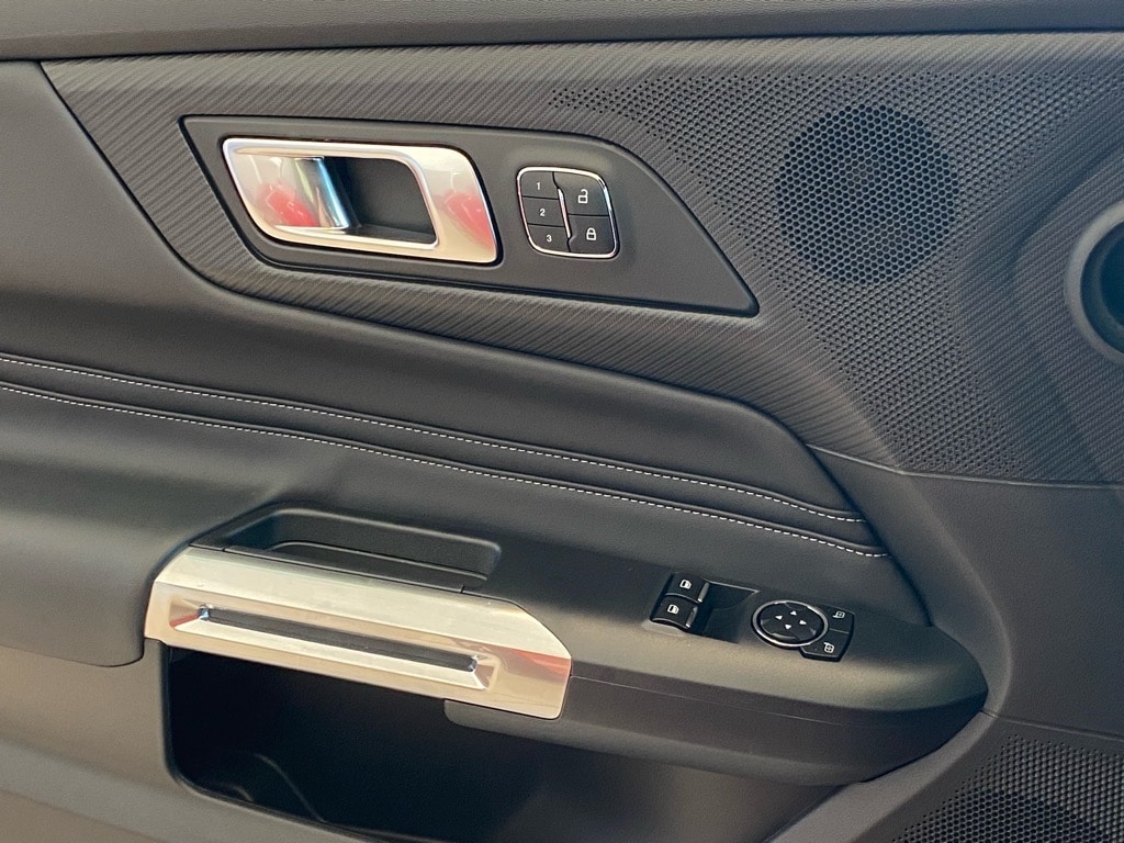 2025 Ford Mustang GT Premium Fastback - Photo 14