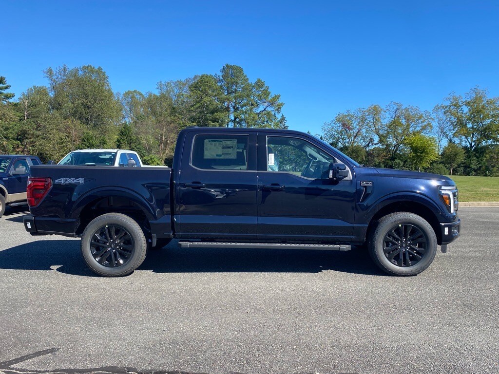 2025 Ford F-150 Lariat photo 3
