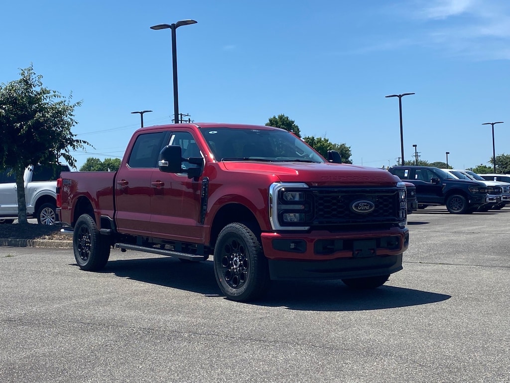 New 2026 Ford F-250SD Lariat Truck Crew Cab