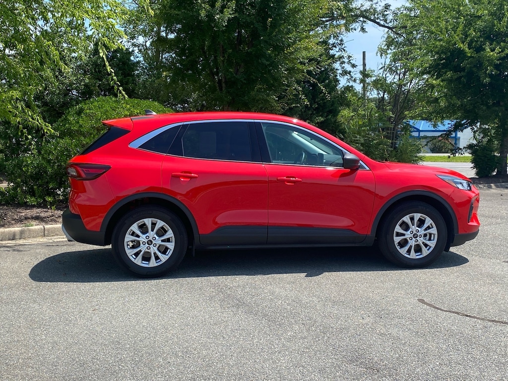 Used 2024 Ford Escape Active SUV
