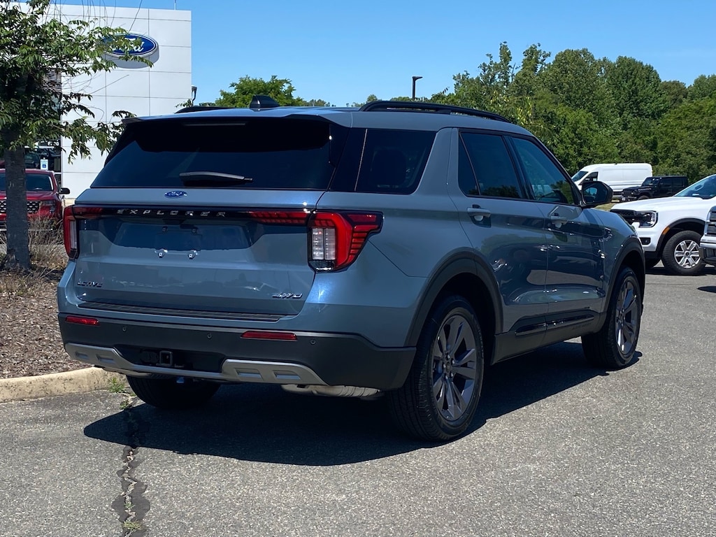 New 2026 Ford Explorer Active SUV