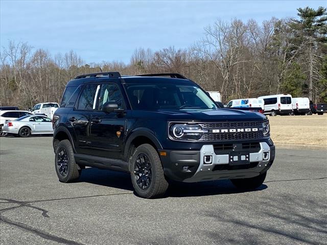 2025 Ford Bronco Sport Badlands photo 2
