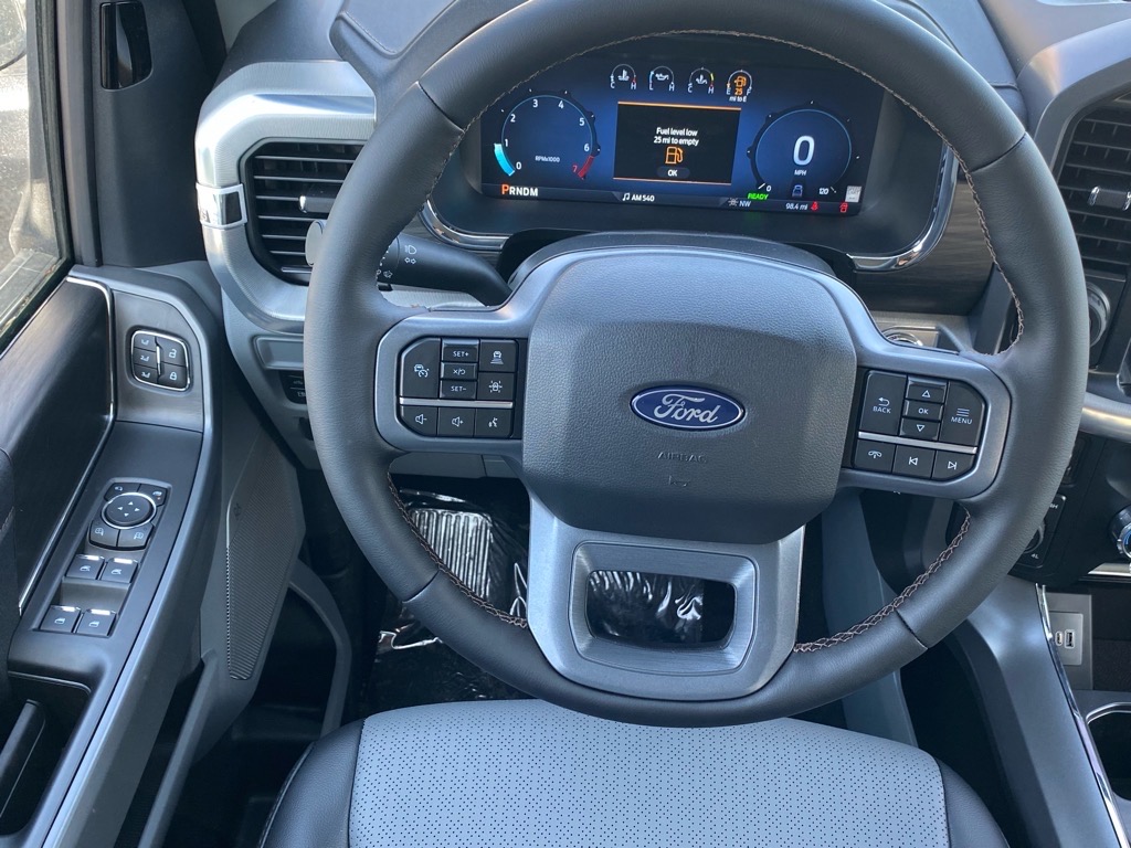 2025 Ford F-150 Lariat - Photo 7