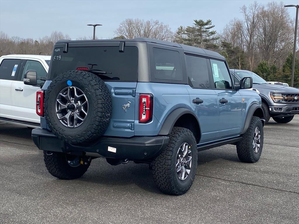 New 2025 Ford Bronco Badlands SUV