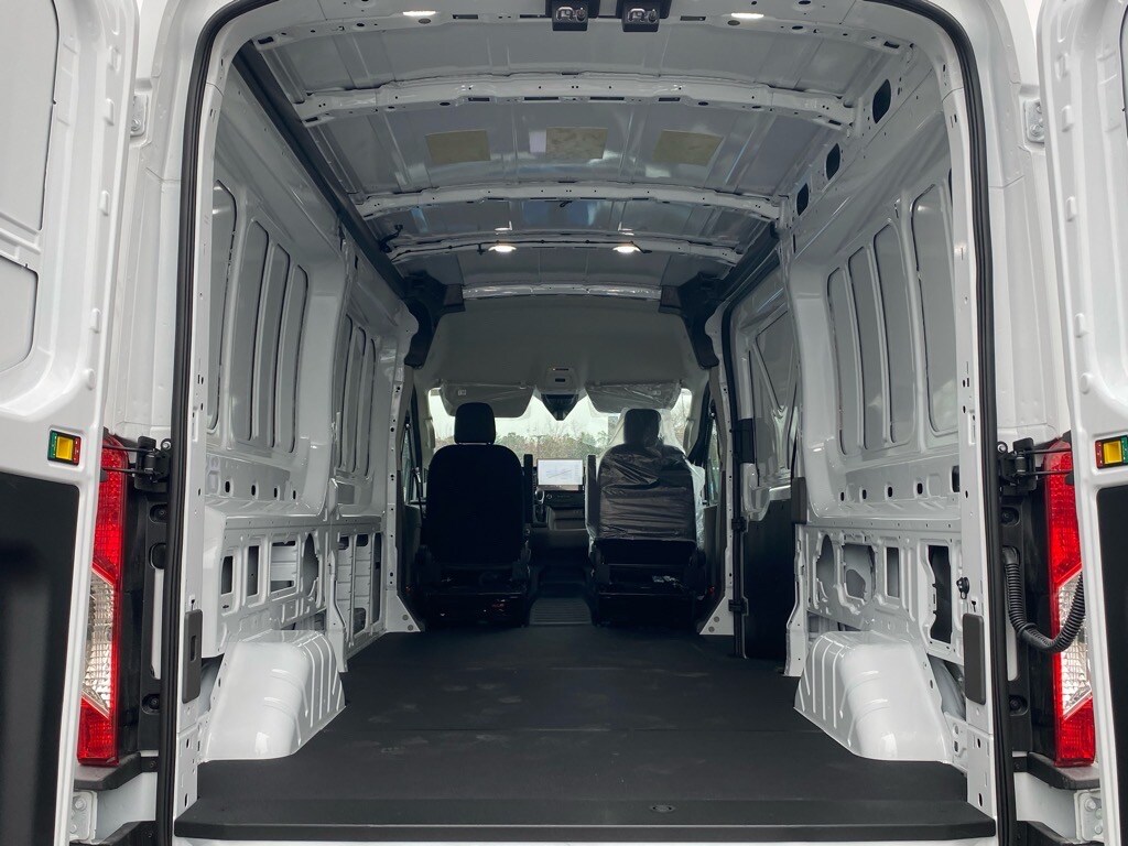 2025 Ford Transit Cargo Van photo 2