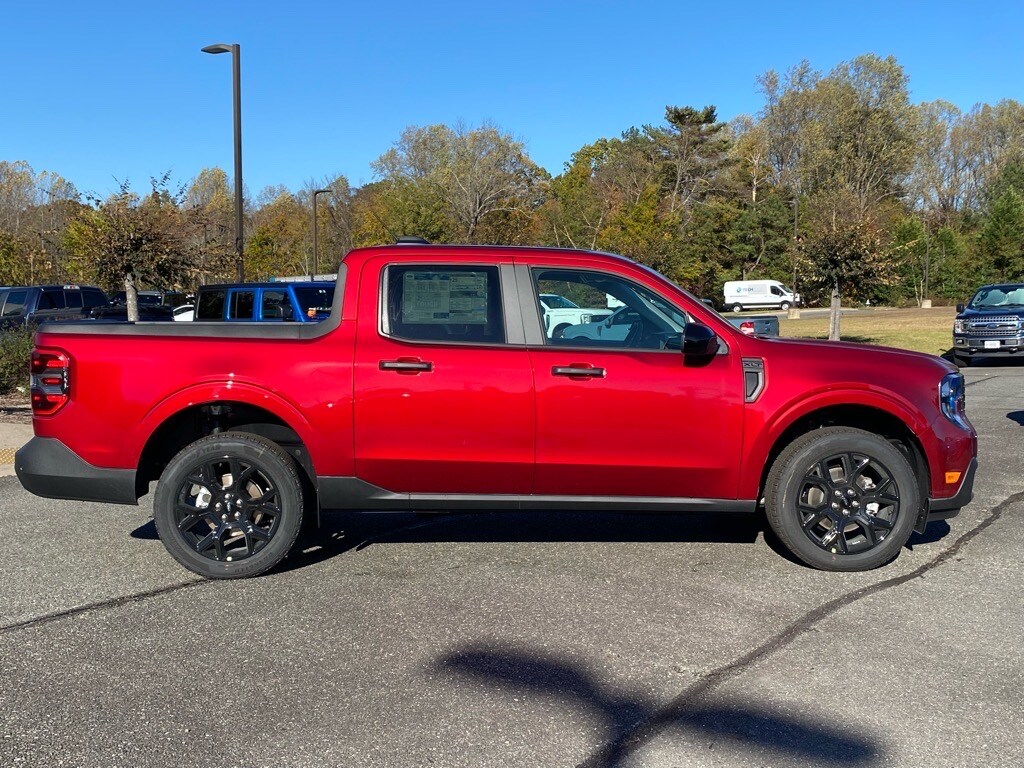 2025 Ford Maverick XLT photo 3