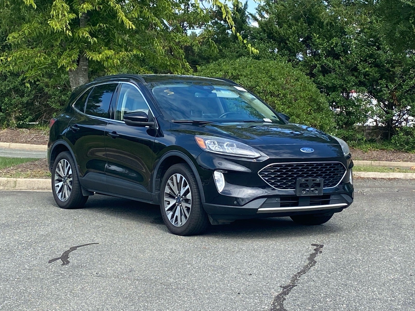 Used 2020 Ford Escape Titanium with VIN 1FMCU9J98LUB17708 for sale in Mechanicsville, VA