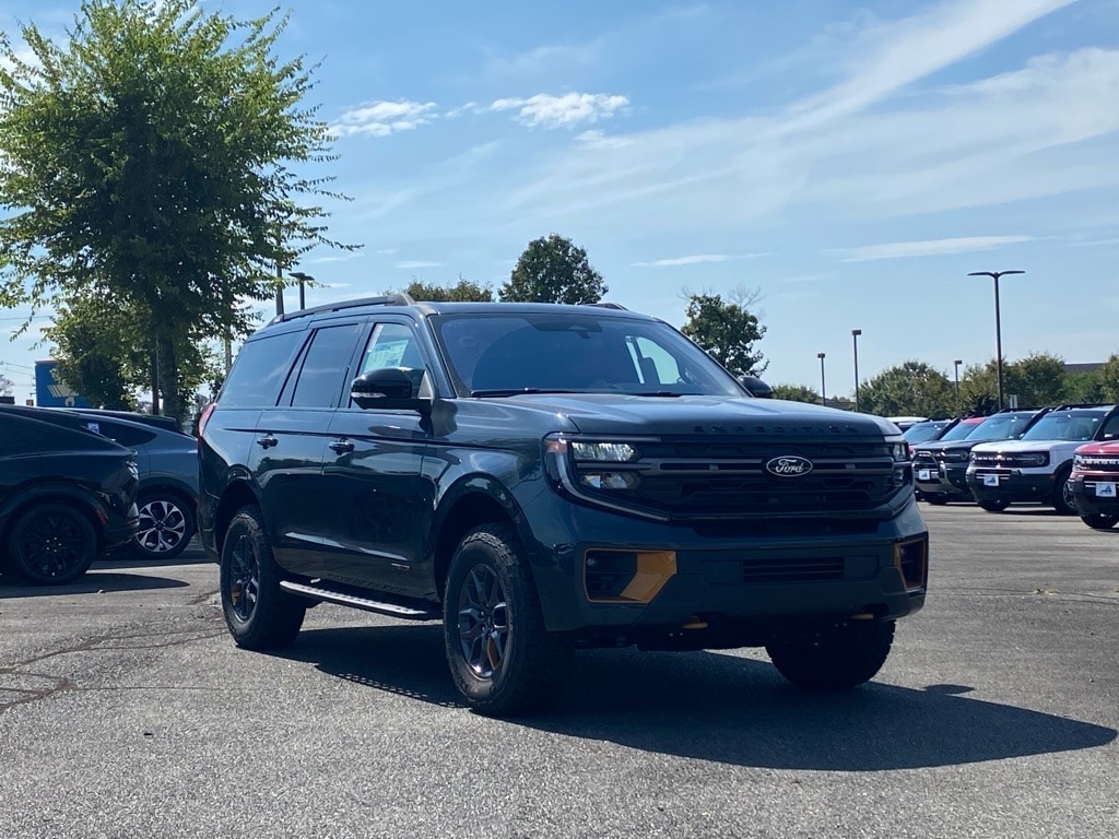 2025 Ford Expedition Tremor - Photo 2