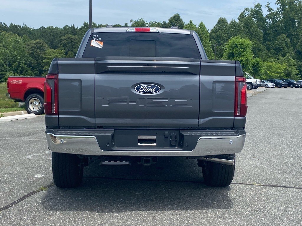 2025 Ford F-150 Lariat photo 4