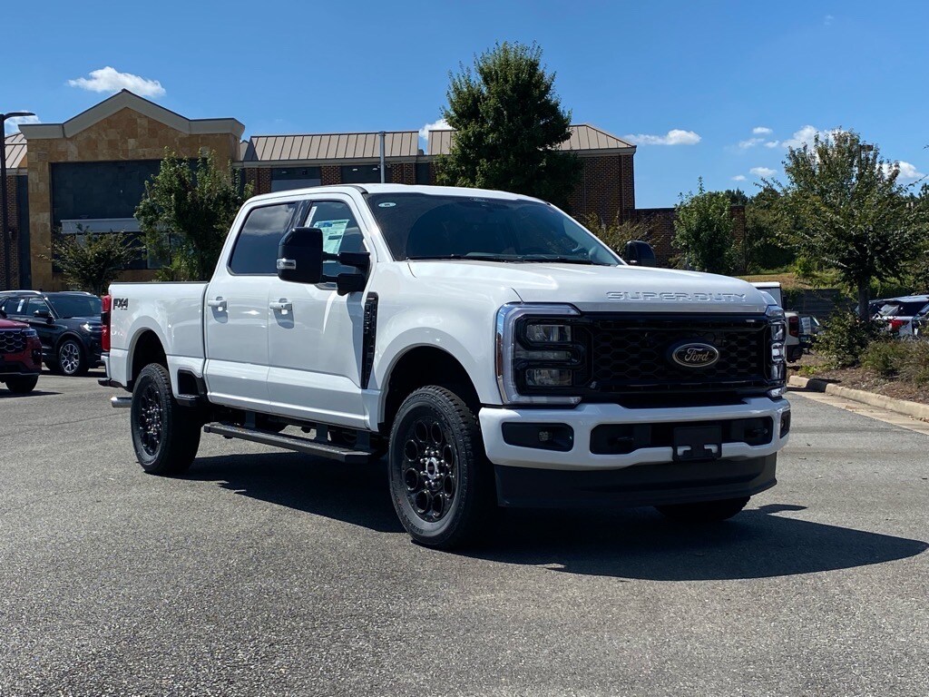 2026 Ford F-250 photo 2