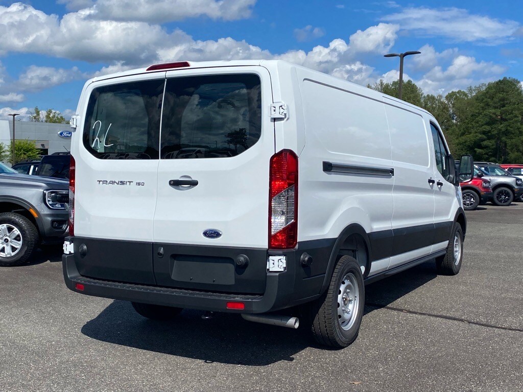 2025 Ford Transit photo 4