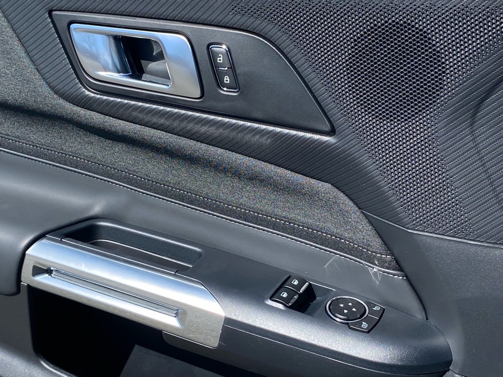 2025 Ford Mustang GT Fastback - Photo 14