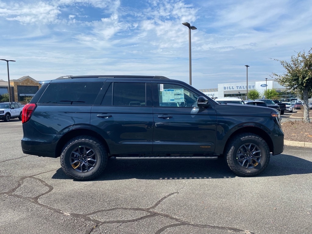 2025 Ford Expedition Tremor - Photo 3