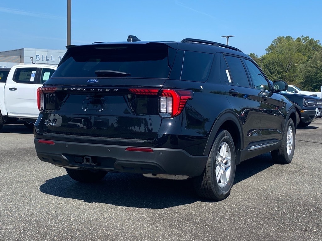 New 2025 Ford Explorer Active SUV