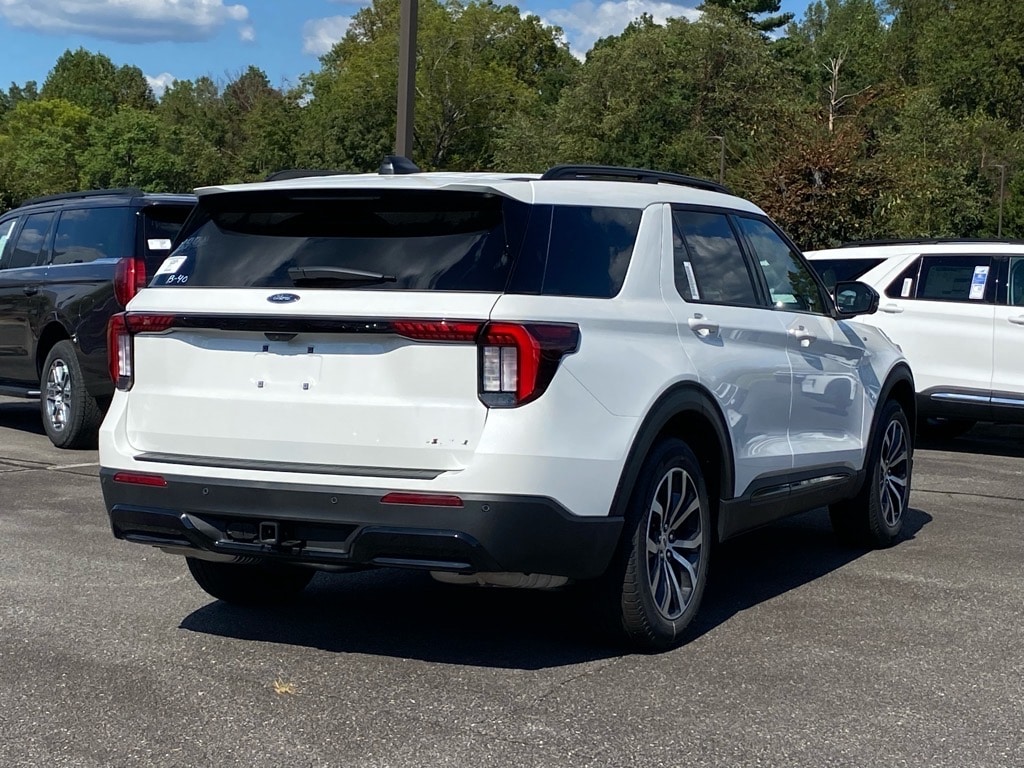 New 2025 Ford Explorer ST-Line SUV