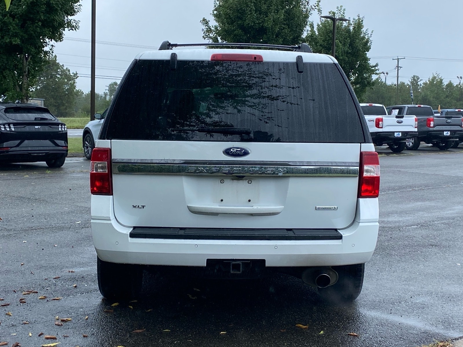 Certified 2017 Ford Expedition XLT with VIN 1FMJU1JT9HEA13735 for sale in Mechanicsville, VA
