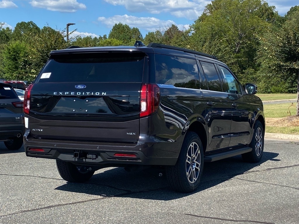 New 2025 Ford Expedition Max XLT SUV