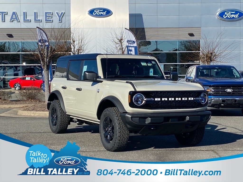 2025 Ford Bronco 4-Door Big Bend's photo