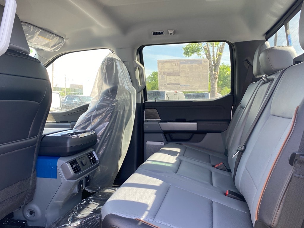 2025 Ford F-150 Lariat - Photo 15