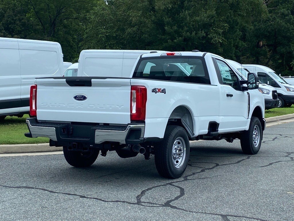 2025 Ford F-250 photo 4