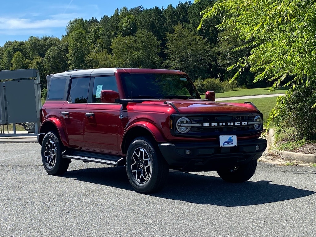 New 2026 Ford Bronco Outer Banks SUV