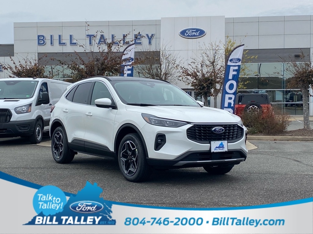 2026 Ford Escape Platinum's photo