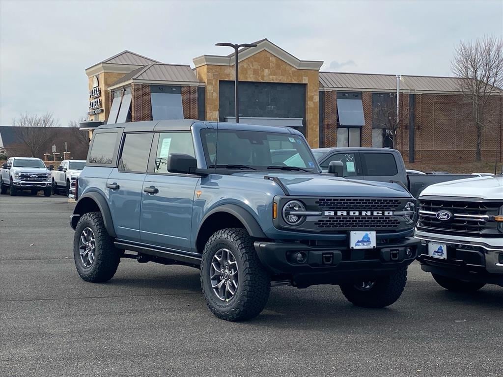 New 2025 Ford Bronco Badlands SUV